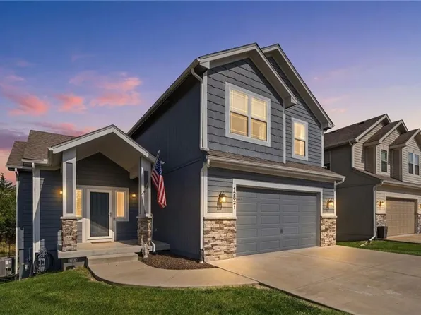 12621 Charlotte St, Kansas City, MO 64146