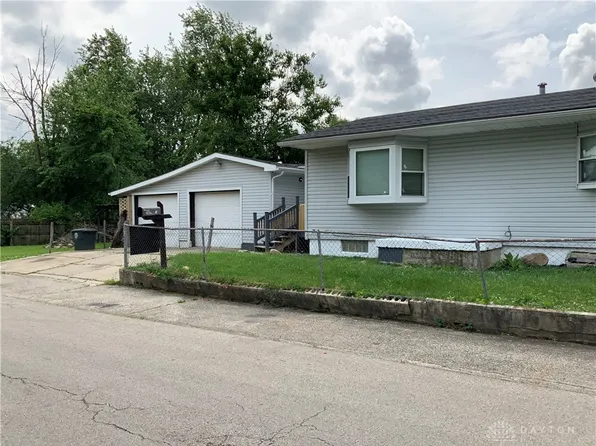 3901 Falmouth Ave, Dayton, OH 45416