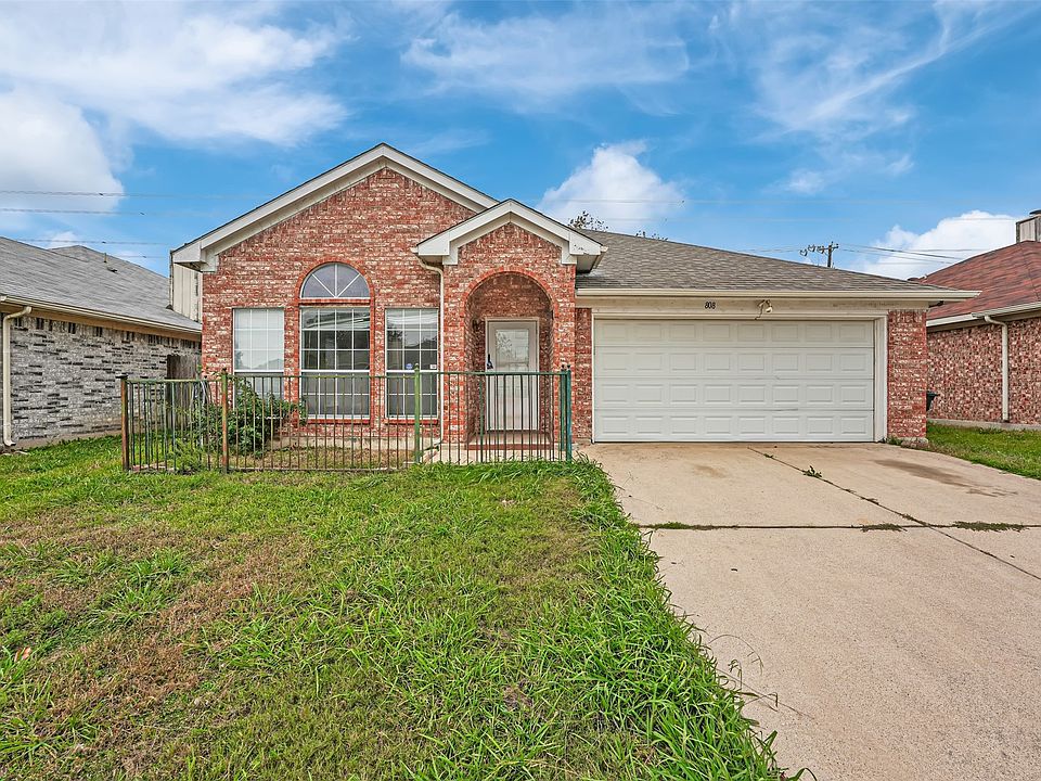 1st image of 808 W Colony Dr