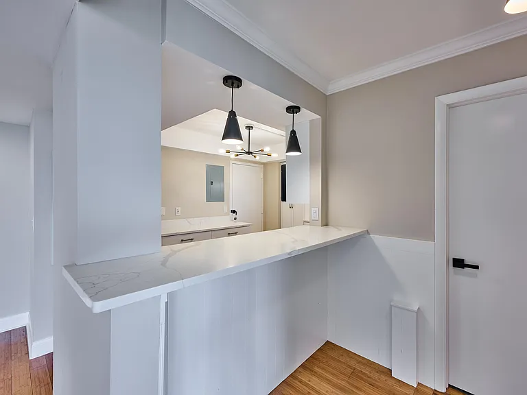2425 Presidential Way #1405 — Photo 11