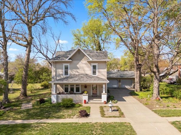111 E Summit Ave, Shenandoah, IA 51601