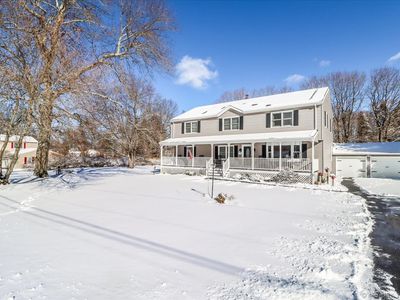 39 Williamsburg Drive, Monroe, CT, 06468