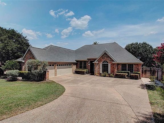 2nd image of 10231 Skyflower Dr
