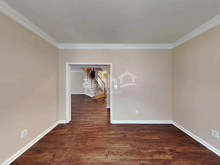 5702 Myakka Ct — Photo 7