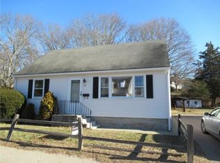 29 Pond St, Westerly, RI 02891