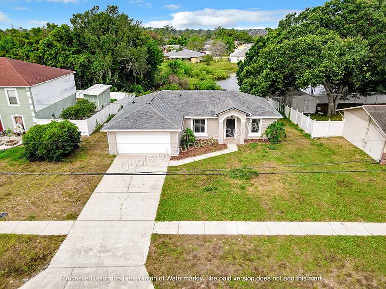 1440 Tune Ave — Photo 2