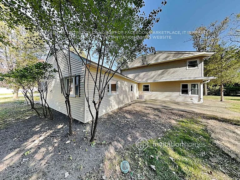 1303 W 59th St — Photo 4