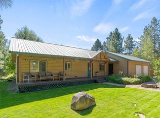 27818 N River Estates Dr, Chattaroy, WA 99003