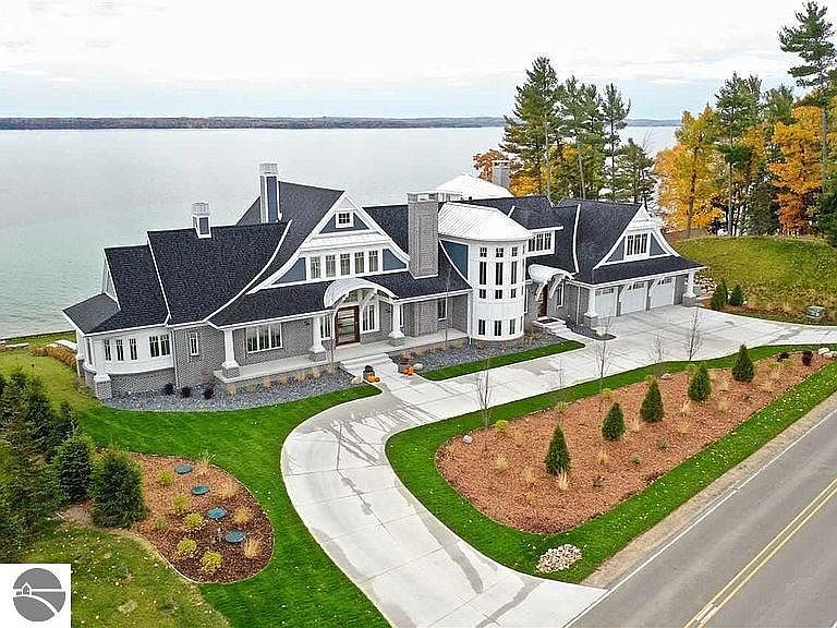 10860 Bluff Rd, Traverse City, MI 49686 Zillow