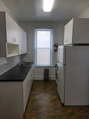 Rented by Astoria Park Realty Group Inc | media 7