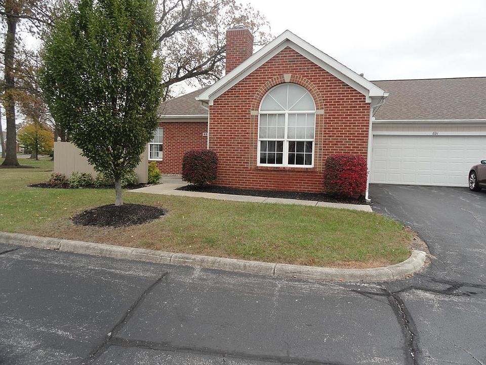 1st image of 691 Hampton Woods Dr