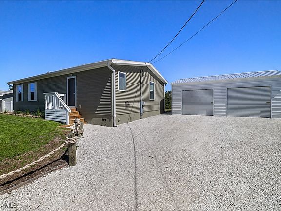 5th image of 2502 Larkspur Dr