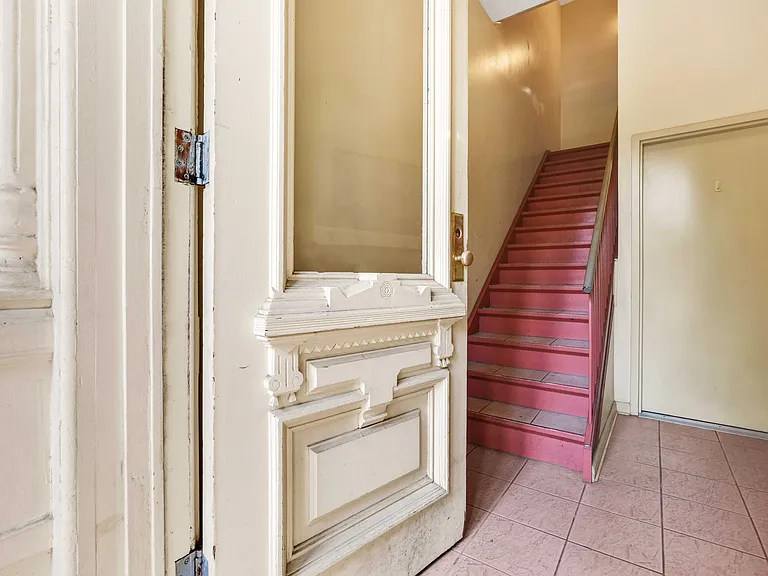282 Saint James Pl #3 — Photo 3
