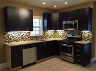 121 Rockland St #1, Dedham, MA 02026