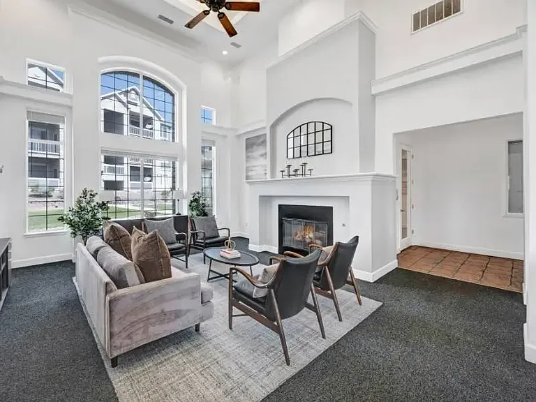 Reserve At Thornton — Photo 3