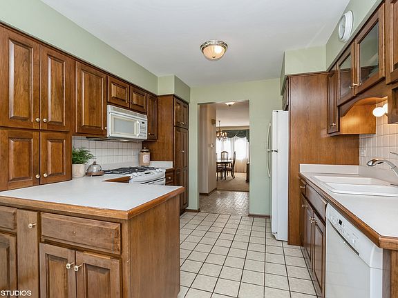 5th image of 507 Claremont Dr