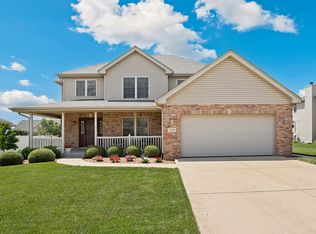 1196 Fawn Cir, Manteno, IL 60950