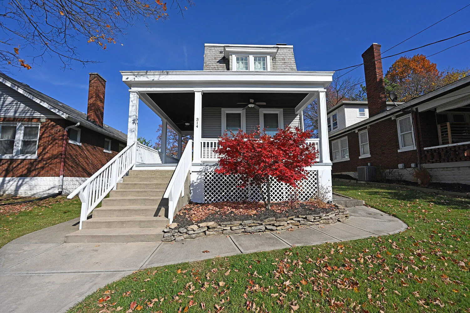 314 Linden Ave photo 1