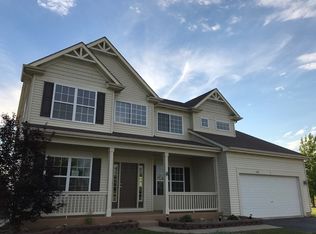 3283 Pinewood Dr, Yorkville, IL