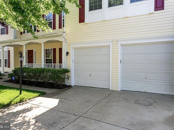 4th image of 3088 Vidalia Ct