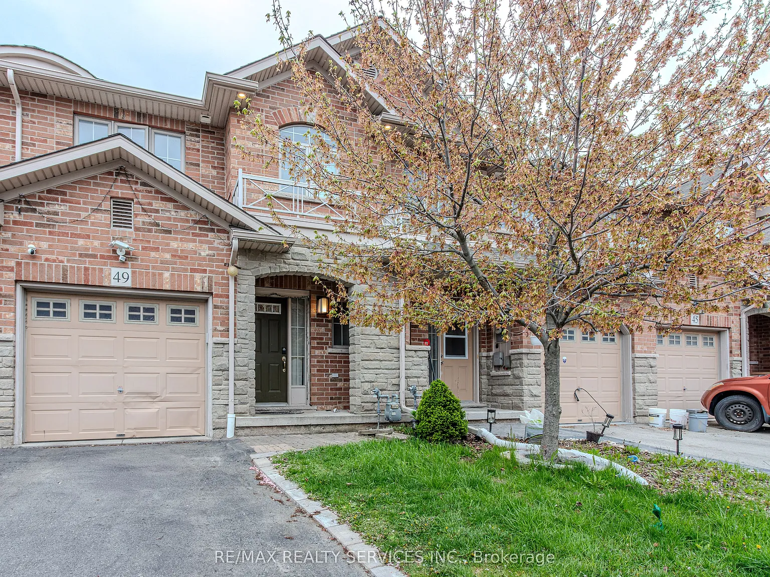 3 bed, $2,850 — Photo 1