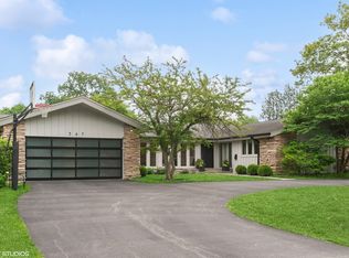 347 Aspen Ln, Highland Park, IL 60035