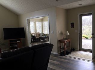 7370 Falls View Cir, Delaware, OH 43015