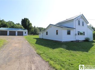 2991 Whitaker Rd, Fredonia, NY 14063