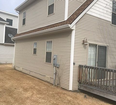 2nd image of 107 Hyland Ct