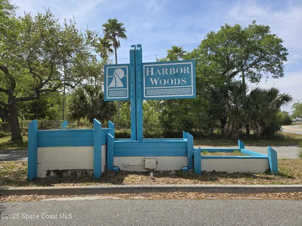 505 Landings Way APT 10, Merritt Island, FL 32952