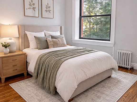 3rd image of 257 Bleecker St Floor 3