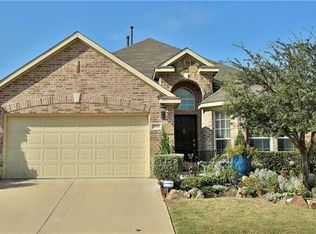 955 Woodrow Dr, Lewisville, TX 75067