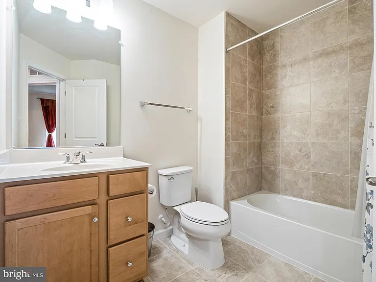 2732 Pinebrook Rd — Photo 10