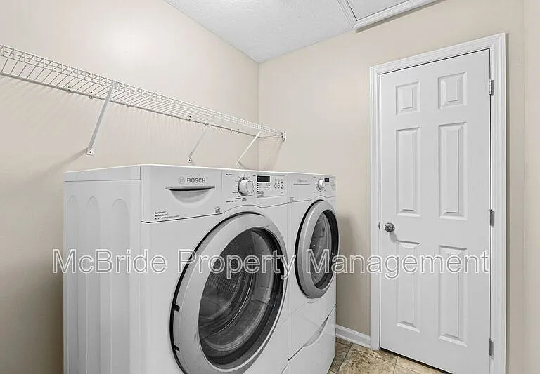284 High Meadows Cir — Photo 22