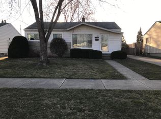 6735 Helen St, Garden City, MI 48135