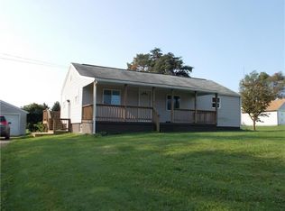 810 Harmony Baptist Rd, New Castle, PA 16101