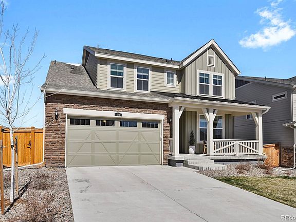 2nd image of 119 Green Fee Cir