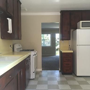 3rd image of 4660 Hamilton St #4660