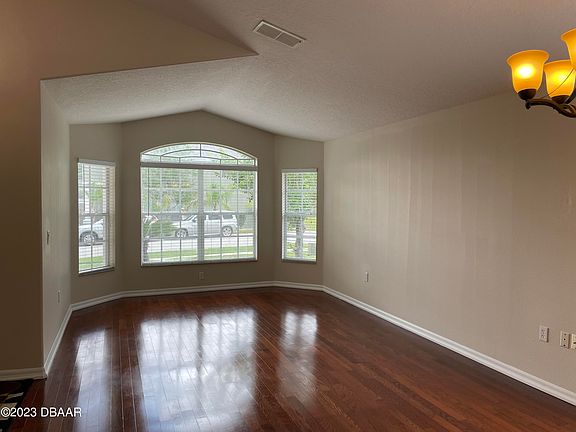 5th image of 2898 Coontie Ave