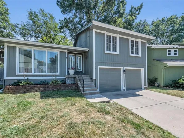 11969 W 66th St, Shawnee, KS 66216