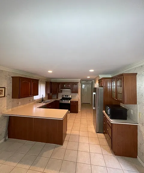16193 Darlene Dr — Photo 3