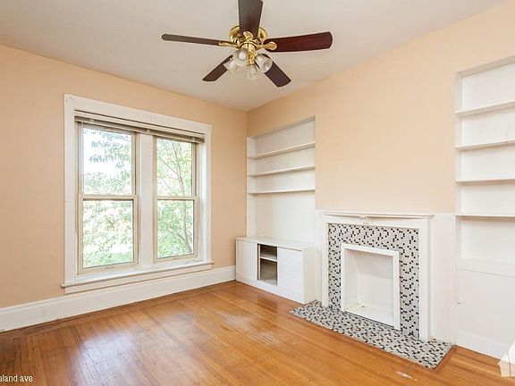 4th image of 1533 W Leland Ave #1613
