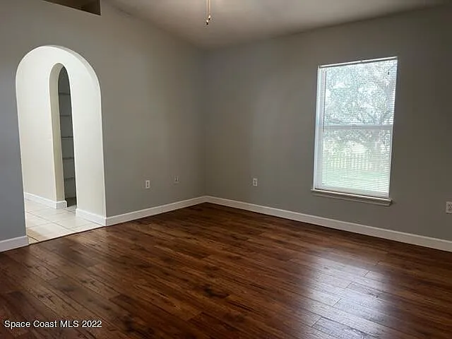 4077 Four Lakes Dr — Photo 7