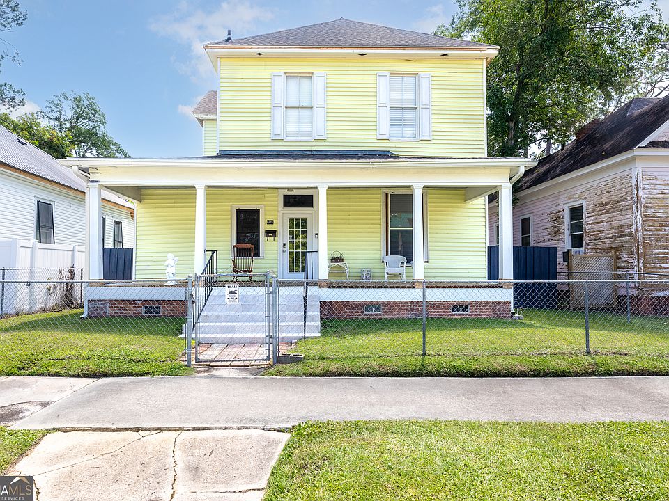1st image of 608 Ware St