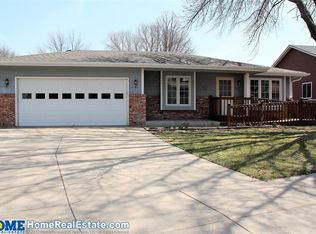 5110 S 37th St, Lincoln, NE 68516