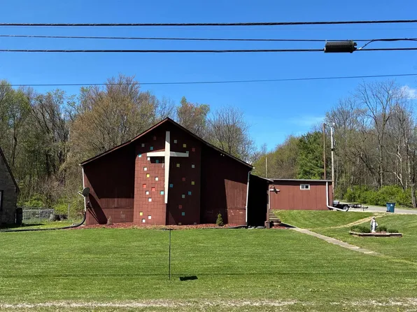 54193 Quince Rd, South Bend, IN 46628