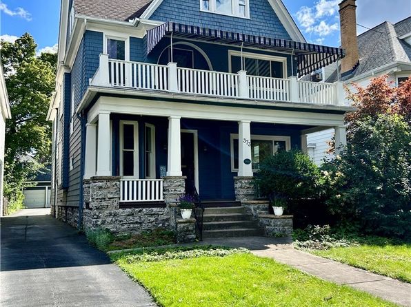 373 Woodward Ave