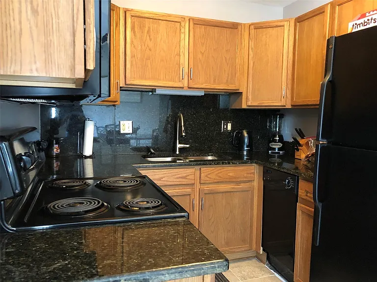 2420 Parmenter Blvd #210 — Photo 4
