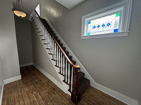2nd image of 1519 N Church St #1