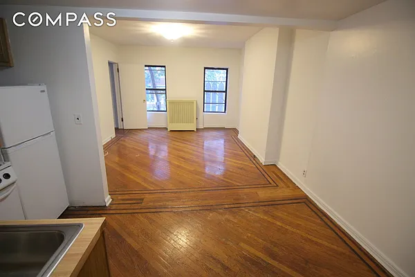 Rented by Compass | media 28